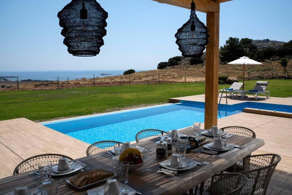 Alkyoni Villa *